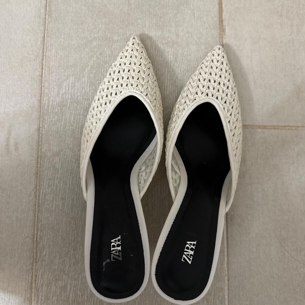 Zara Women's Ivory Woven Mules